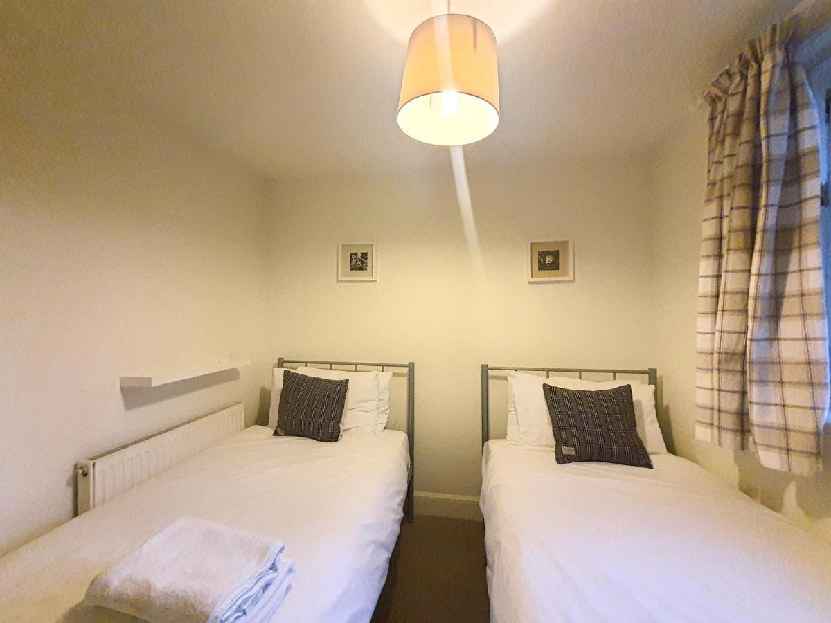 Edinburgh 2-Bedroom Cottage With Parking - Ground Floor מראה חיצוני תמונה