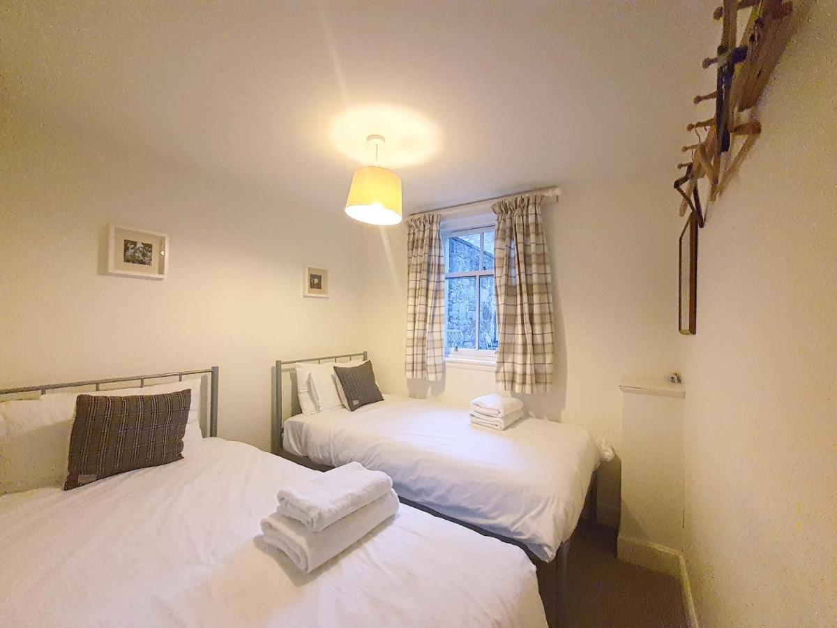 Edinburgh 2-Bedroom Cottage With Parking - Ground Floor מראה חיצוני תמונה